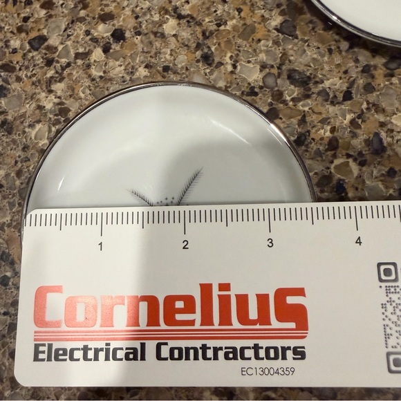 VINTAGE MCM STONEGATE "HARVEST STARS" BUTTER PATS SET OF 6
DISCONTINUED PATTERN - Picture 7 of 11